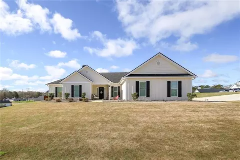 122 Advent Dr, Winder, GA 30680