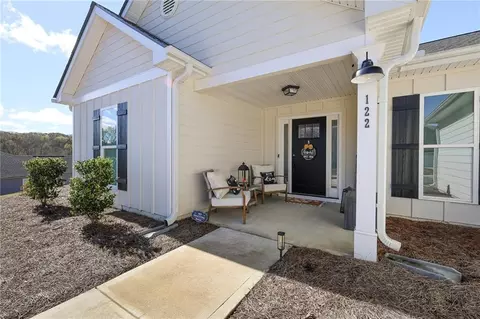 Exterior - 122 Advent Dr, Winder, GA 30680 photo 4 of 8