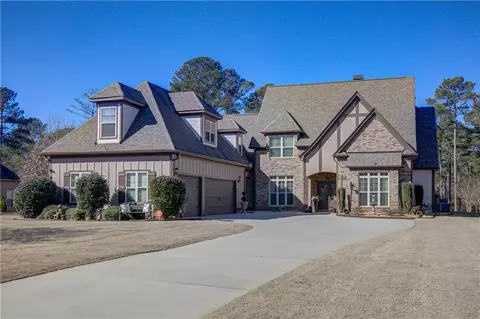 65 Fox Hall Xing W, Senoia, GA 30276