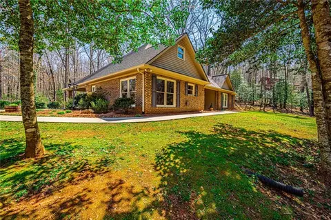 240 Christy Ln, Dahlonega, GA 30533