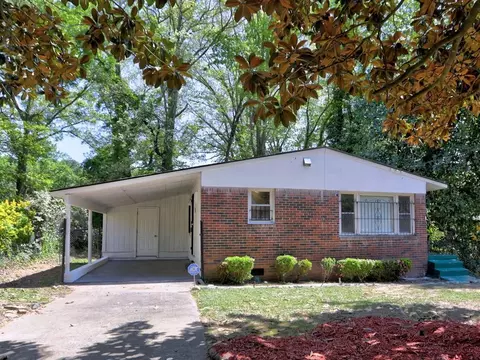 851 Amber Pl NW, Atlanta, GA 30331