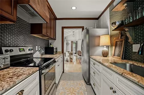 Kitchen - 176 Wild Ginger Cir, Jasper, GA 30143 photo 1 of 3