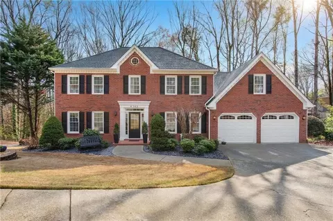4142 Barberry Dr NE, Roswell, GA 30075
