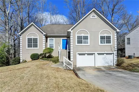 30 Karen Camile Dr, Lawrenceville, GA 30043