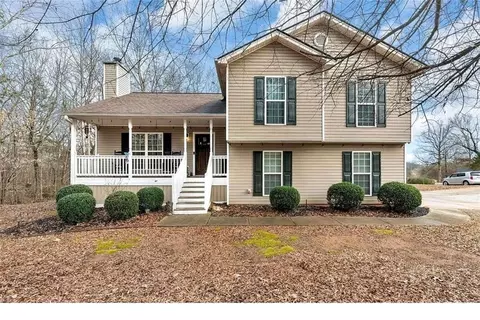 5325 Butterfly Ln, Lula, GA 30554