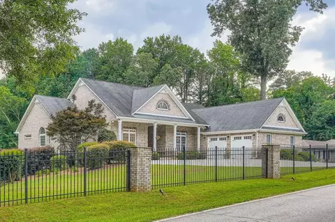 4829 Moon Rd, Powder Springs, GA 30127