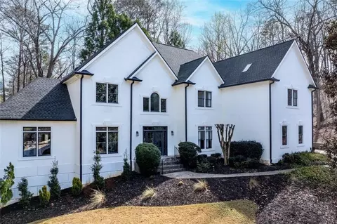 4500 River Mansions Trce, Berkeley Lake, GA 30096