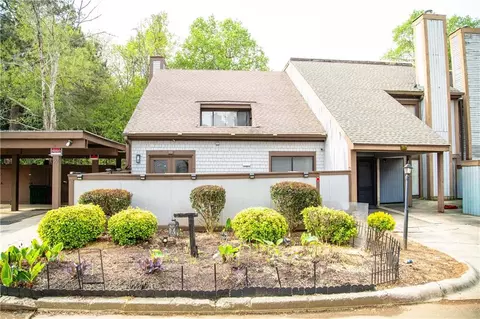 77 Willowick Dr, Lithonia, GA 30038