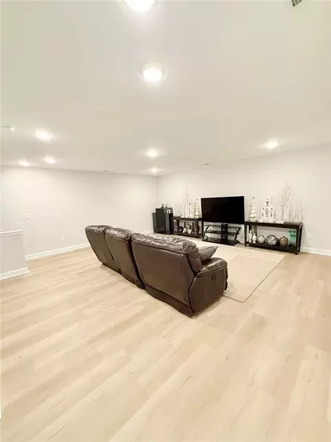 2134 Cloverton Way, Kennesaw, GA 30152