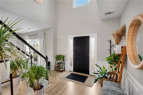 Entry Way - 3800 Ruby Falls Dr, Duluth, GA 30097 photo 2 of 4