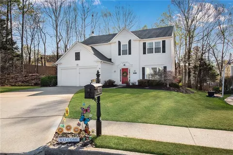 Exterior - 3800 Ruby Falls Dr, Duluth, GA 30097 photo 2 of 11