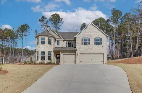 4905 Waxleaf Dr SW, Atlanta, GA 30331