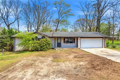 3420 Nina Ct, Douglasville, GA 30135