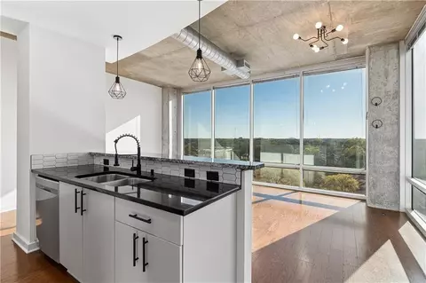943 Peachtree St NE #913, Atlanta, GA 30309