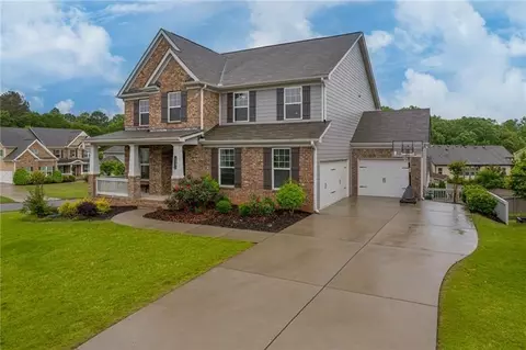 301 Cochin Dr, Woodstock, GA 30188