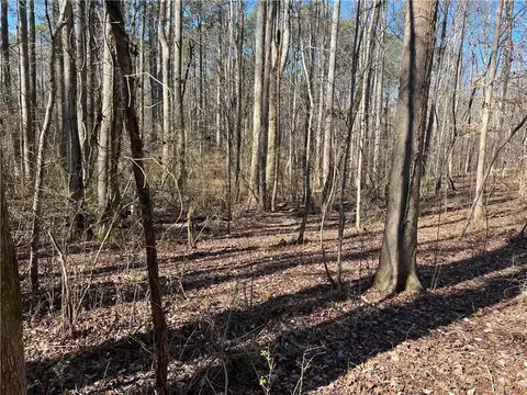667 B Avery Rd, Canton, GA 30115 photo 12