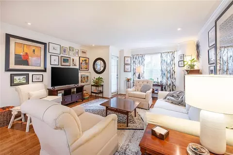 3076 Chastain Park Ct NE, Atlanta, GA 30342