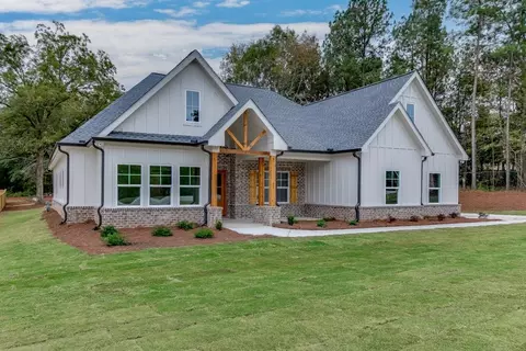 Exterior - 0 N Fork Dr, Pendergrass, GA 30567 photo 2 of 7
