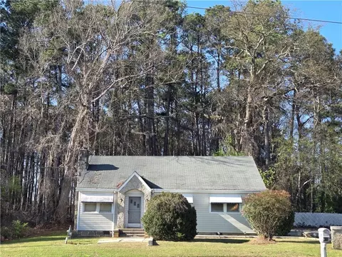5005 Five Forks Trickum Rd SW, Lilburn, GA 30047