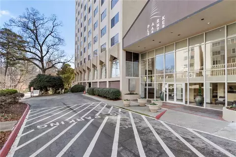 2479 Peachtree Rd NE #217, Atlanta, GA 30305