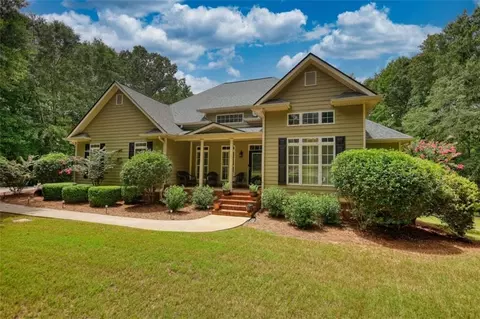 10 Nicklaus Cir, Social Circle, GA 30025