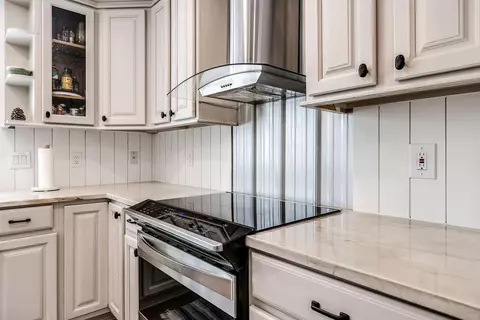 Kitchen - 12 Providence Way, Milton, GA 30004 photo 2 of 3