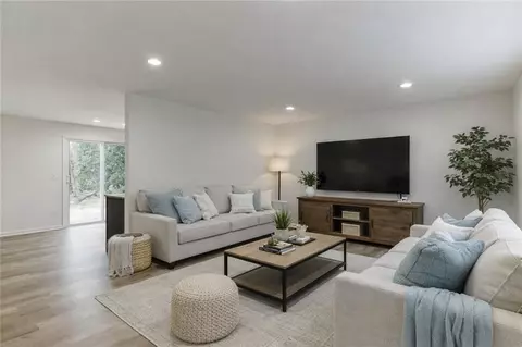 4030 Hidden Hollow Ter, Gainesville, GA 30506