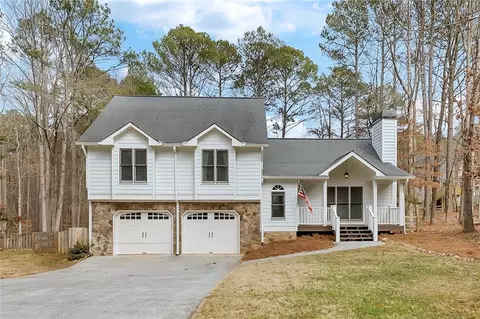 672 Wedgewood Dr, Woodstock, GA 30189