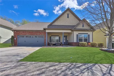 4557 Sweetwater Dr, Gainesville, GA 30504