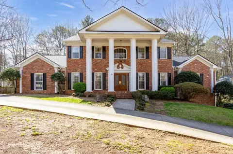 180 Churchill Dr, Atlanta, GA 30350