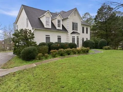 110 Varsailles Pl, Ellenwood, GA 30294