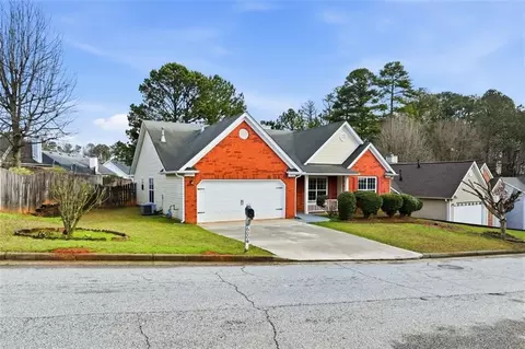 6000 Hillvale Ct, Lithonia, GA 30058