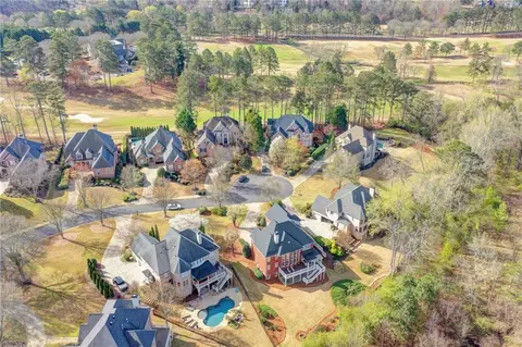 View/Area - 7640 Stratton Pt, Suwanee, GA 30024 photo 12 of 15