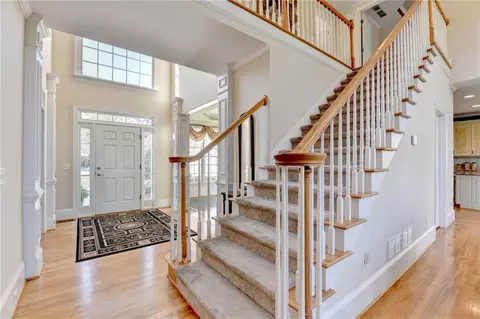 Entry Way - 7640 Stratton Pt, Suwanee, GA 30024 photo 5 of 9