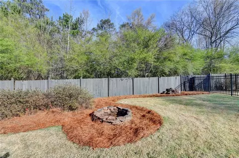 Exterior - 7640 Stratton Pt, Suwanee, GA 30024 photo 5 of 15