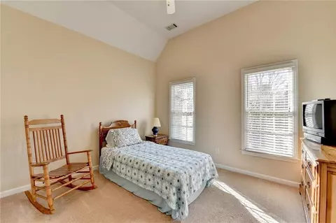 Bedroom - 7640 Stratton Pt, Suwanee, GA 30024 photo 7 of 12
