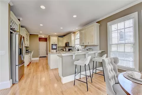 Kitchen - 7640 Stratton Pt, Suwanee, GA 30024 photo 1 of 11