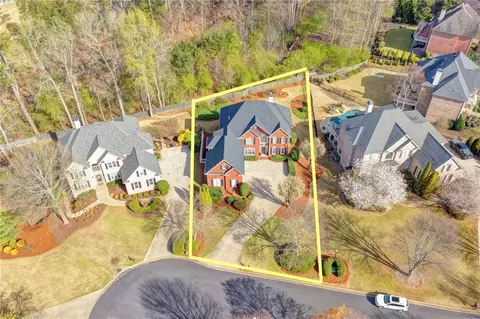 View/Area - 7640 Stratton Pt, Suwanee, GA 30024 photo 3 of 15