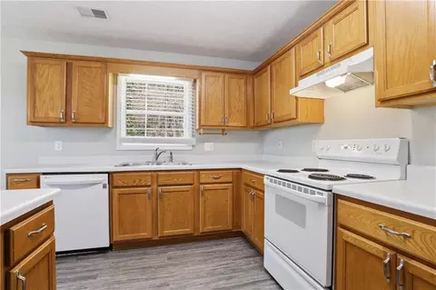 330 Chestnut Dr, Covington, GA 30016 photo 14