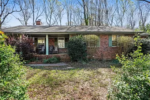 8930 Thornton Blvd, Jonesboro, GA 30236