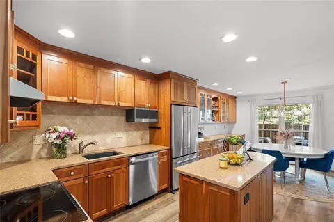 1105 Clairemont Ave #P, Decatur, GA 30030