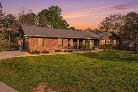 Exterior - 2452 Camp Mitchell Rd, Grayson, GA 30017 photo 2 of 24