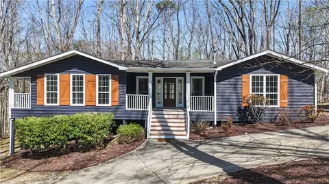 3828 Memorial Pkwy NW, Kennesaw, GA 30152