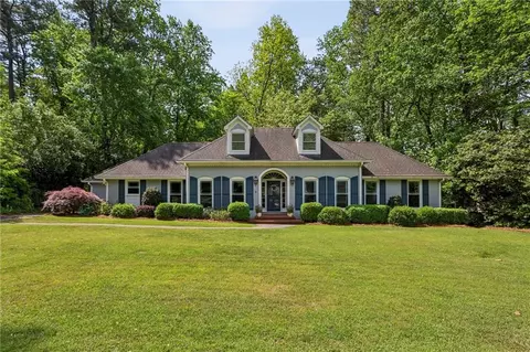 3384 Pine Meadow Rd NW, Atlanta, GA 30327