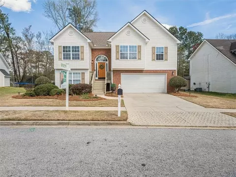 3390 Imperial Hill Dr, Snellville, GA 30039