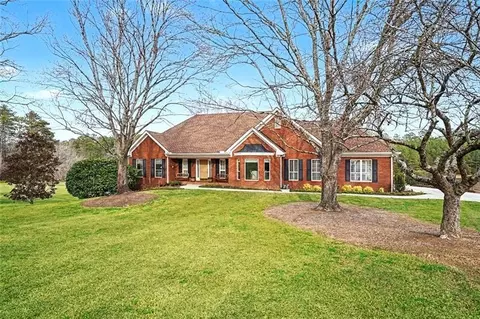 2741 Bonds Lake Rd NW, Conyers, GA 30012