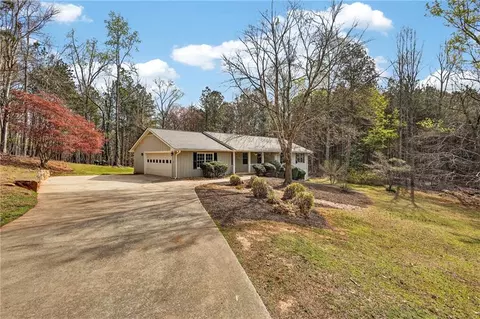4684 Ben Hill Dr, Oakwood, GA 30566