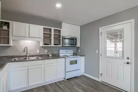 1089 Travis Rd, Gainesville, GA 30501 photo 13