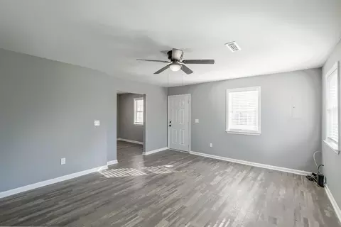 1089 Travis Rd, Gainesville, GA 30501 photo 6