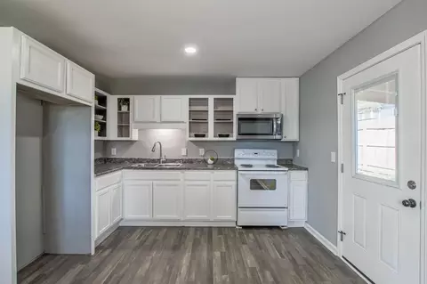 1089 Travis Rd, Gainesville, GA 30501 photo 11